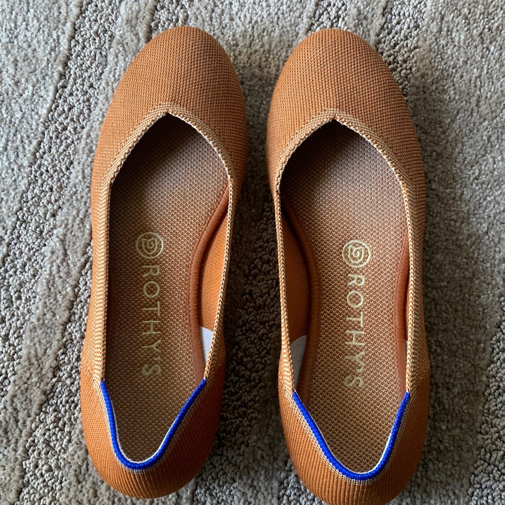 Rothy’s Round Flat - fawn size 7.5